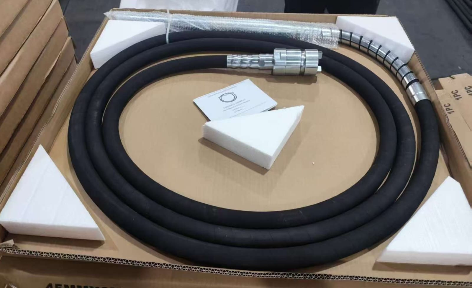 Toller Petrol Vibrator with HEAVY DUTY 45MM Poker Shaft